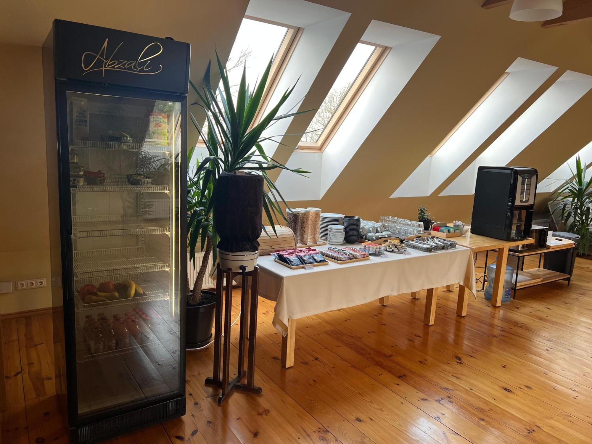 Abzali Hotel And Restaurant With Self Check-In Ādaži 외부 사진